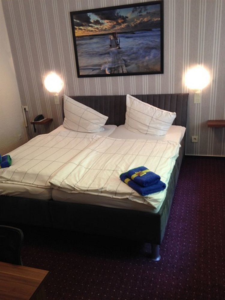 Hotel Alte Poststation Оверат Экстерьер фото
