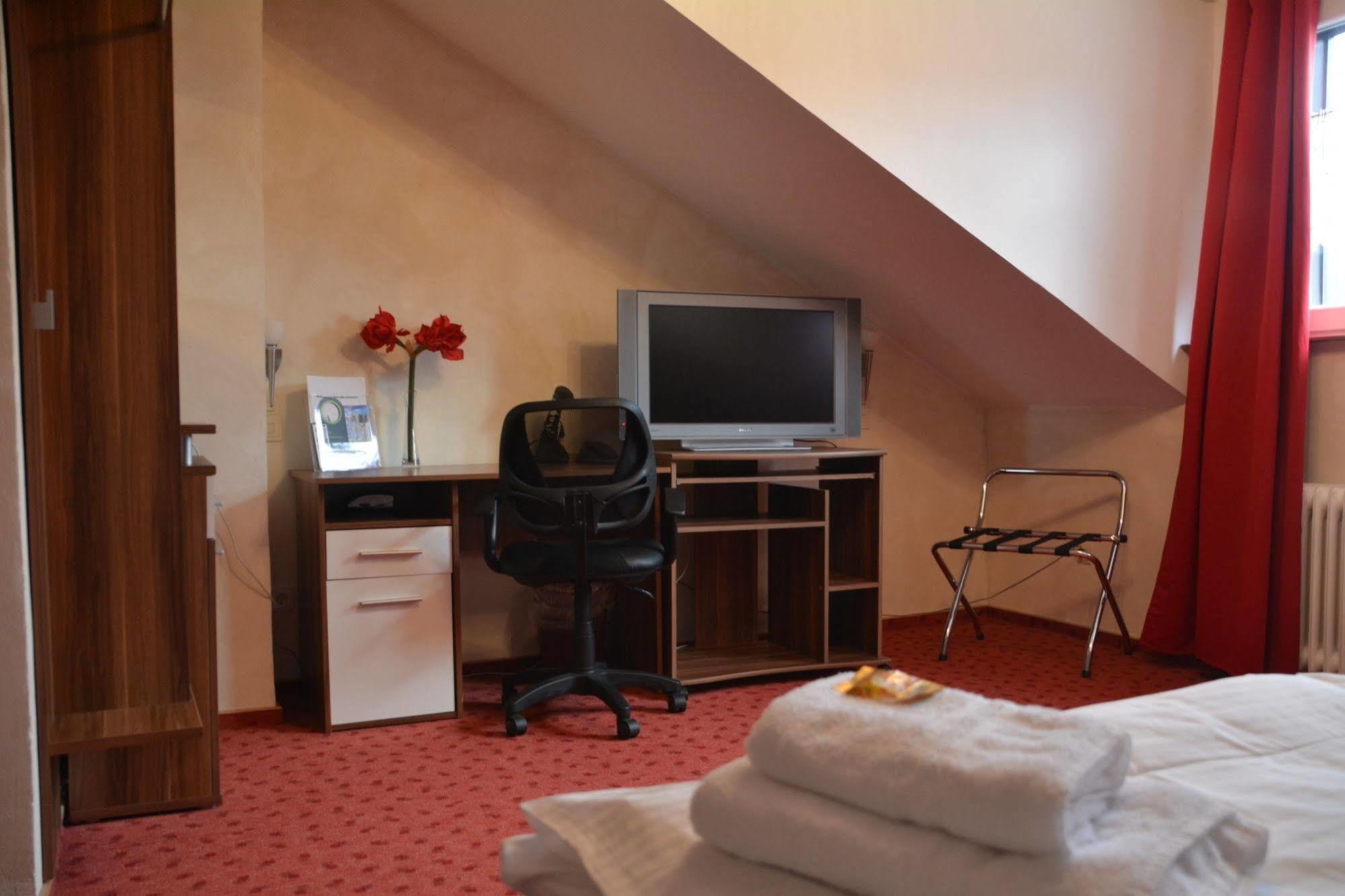 Hotel Alte Poststation Оверат Экстерьер фото